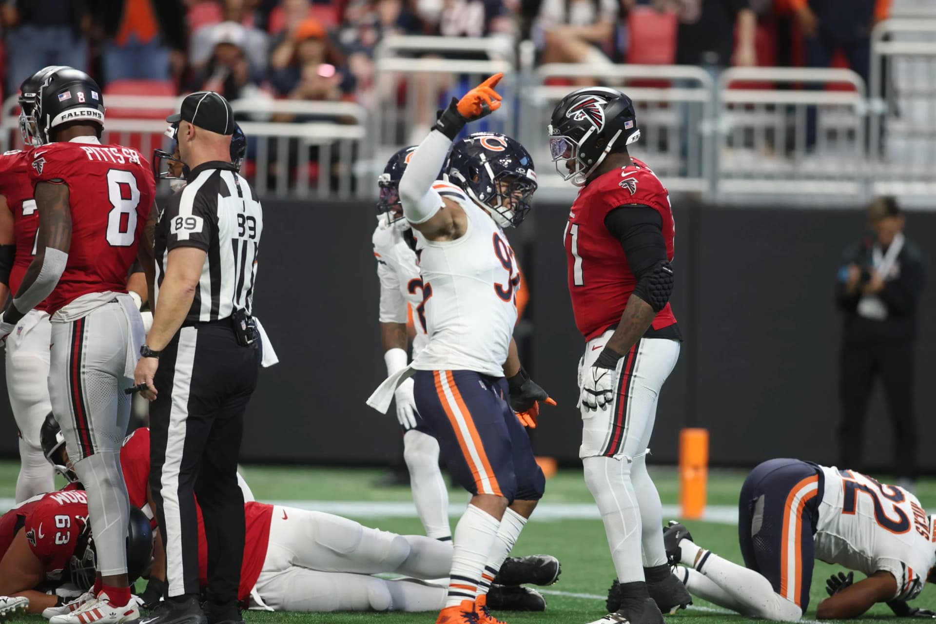 How The Bears' Trade Deadline Plans Might Be In The Hands Of Daniel Hardy