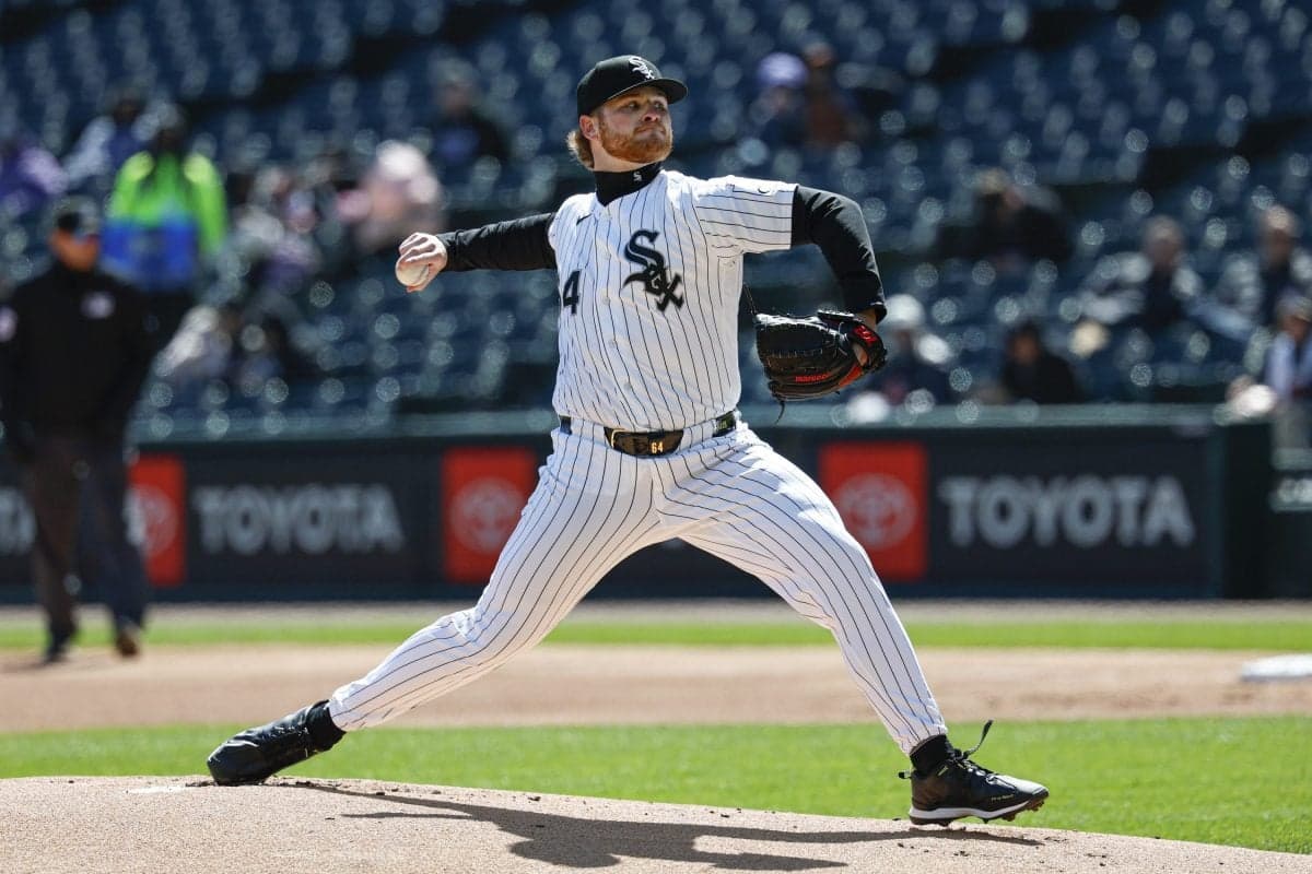 The White Sox Face A Tough Decision As Shane Smith Nears Return